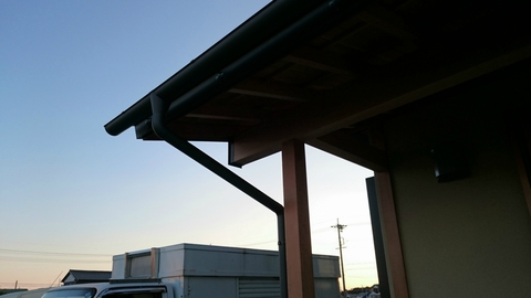 タニタ　ガルバリウム雨樋