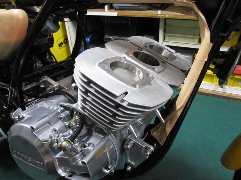 750SS H2 エンジンオーバーホール l カワイモーターサイクル