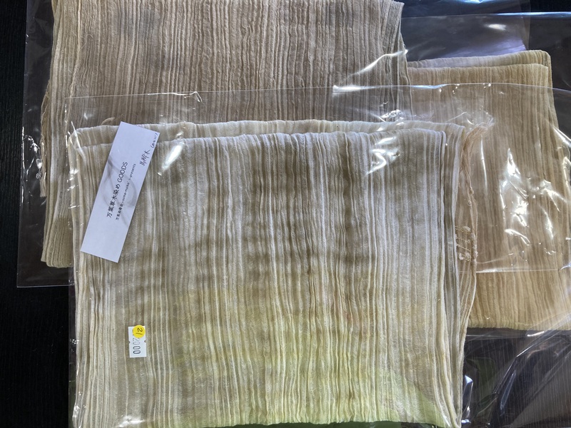 草木染めスカーフ