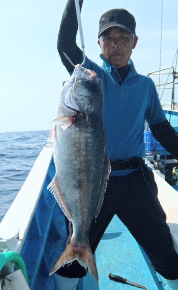 ジギング・泳がせ・釣果・カンパチ