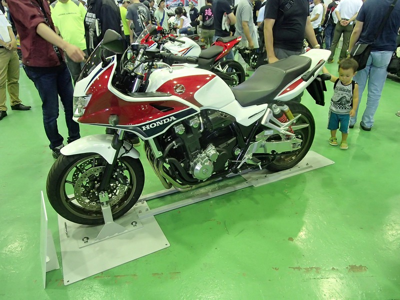 こんなのに（ＣＢ１３００）