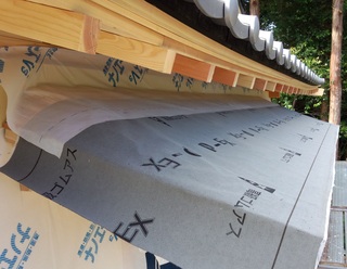銅　一文字葺き　唐草