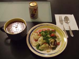 残飯整理も大変
