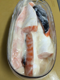 ノルウェーサーモンのはらもを粕漬けにしました 2015/10/12 12:35:15