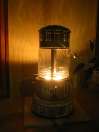 アンティックな石油ストーブ♪