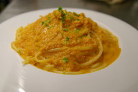 明日のパスタはズワイガニのトマトクリームパスタ。 2010/05/22 00:50:04