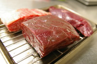 なんの肉？ 2010/12/29 02:15:01