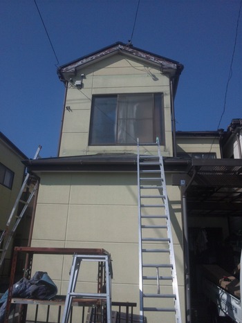 屋根付バルコニー