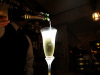 BAR へ行こう。