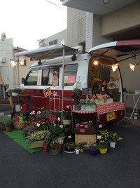 １２月１３日（日）は肴町通り「ストリートカフェ」にお越し下さい！
