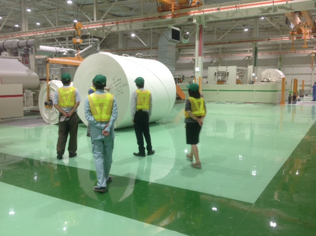 製紙工場見学