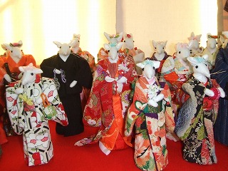 人形展