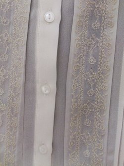 再入荷✧丸衿ブラウス～