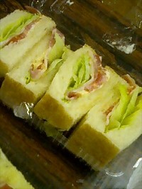 巨大サンド