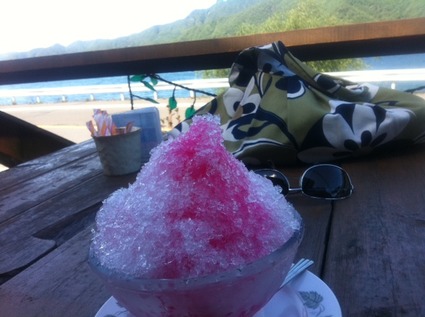 涼しいのに…
