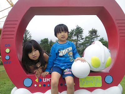 家族で「ぐりんぱ-Grinpa-」に来てます　♪