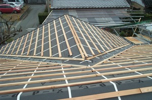 屋根葺き替え