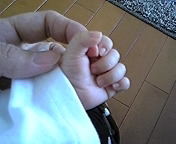 生後42日 2010/05/12 16:08:07