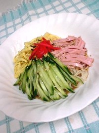 冷やし中華 2009/05/10 23:16:42