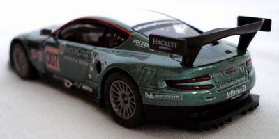 京商のアストンマーティンDBR9
