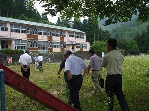 ★ＮＰＯ森の学校を視察★