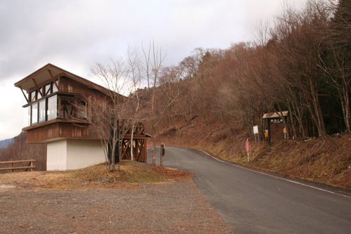 スーパー林道通行止め