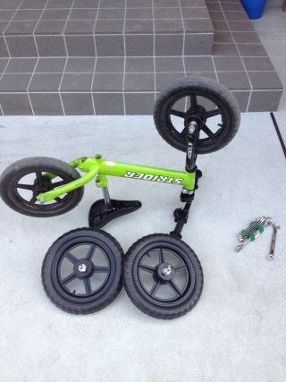 ストライダーのタイヤ交換