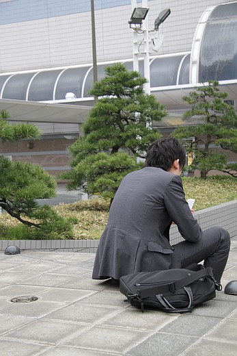 営業マンの背中
