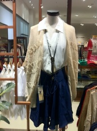 店内５０％オフ