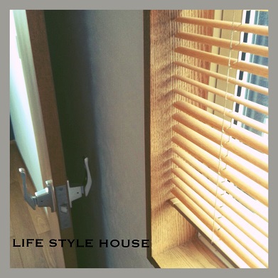 LIFE STYLE HOUSE | カーテンは軽やかに。