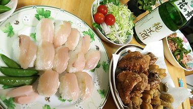 寿っ司ーーー(’-’*)♪