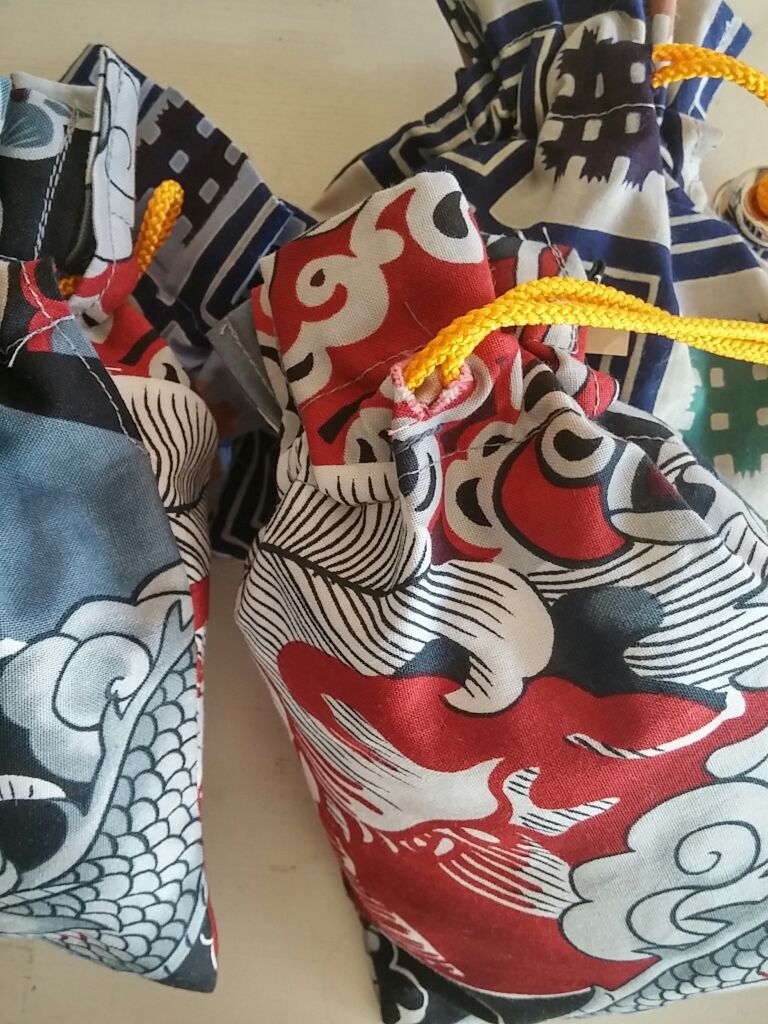 祭りグッズ。