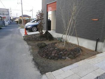 庭造り。