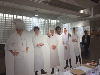日本橋三越本店。