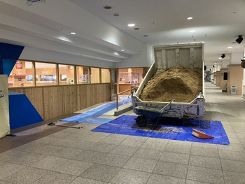 サバ土搬入工事！　砂遊び場