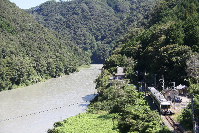 飯田線唐笠駅にて・・・ドクター東海