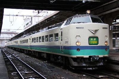 今日は新潟駅にて駅撮り