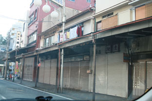 熱海の街並