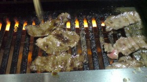 肉！！