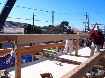 「雄踏の家」建て方1日目（午後）