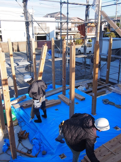 「雄踏の家」建て方1日目（午前）