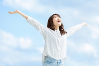 朝起きた時・立ち上がる時・座るときの腰痛を