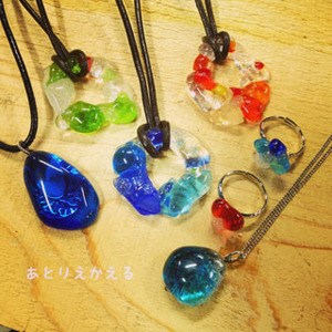 出店者紹介【ガラス工房あとりえかえる】