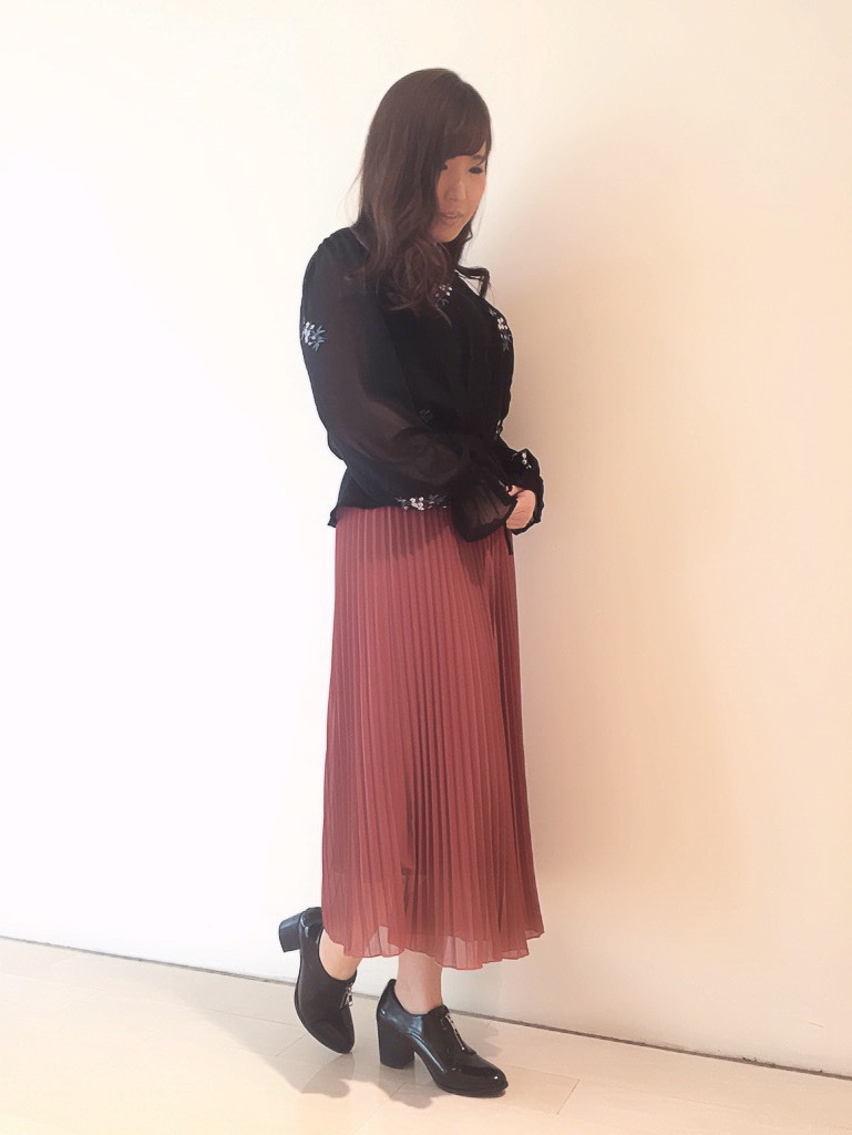 刺繍ブラウス♪