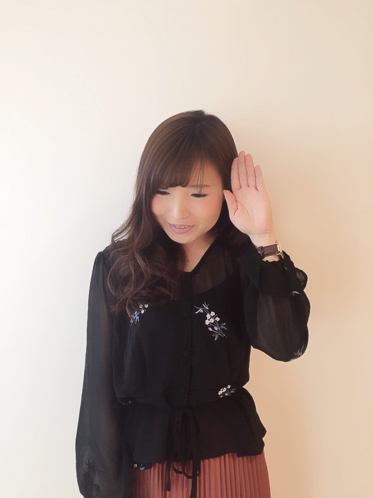 刺繍ブラウス♪