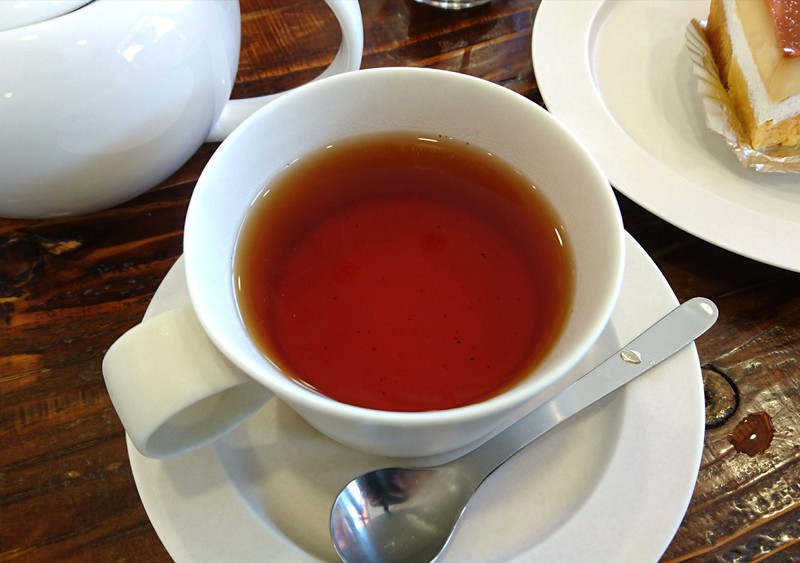 【藤枝市青木】バウムクーヘン専門店「カフェ リーベンローザ（Cafe Lieben rosa）」でケーキと紅茶を楽しむ！
