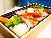 東海道新幹線で駅弁を食べよう！近江牛ステーキ弁当
