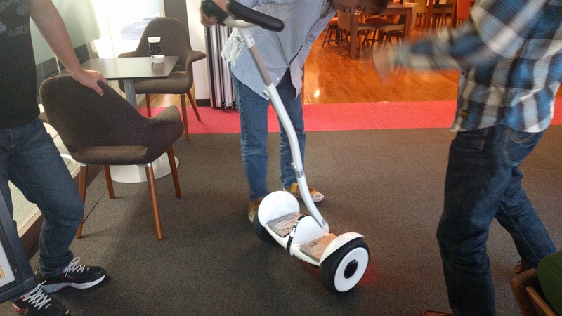 会社に小さいセグウェイ Ninebot mini が来た話