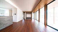 「どの場所にいても陽の光と無垢の暖かさを感じられる家」