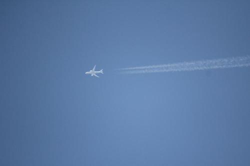 飛行機　自宅上空